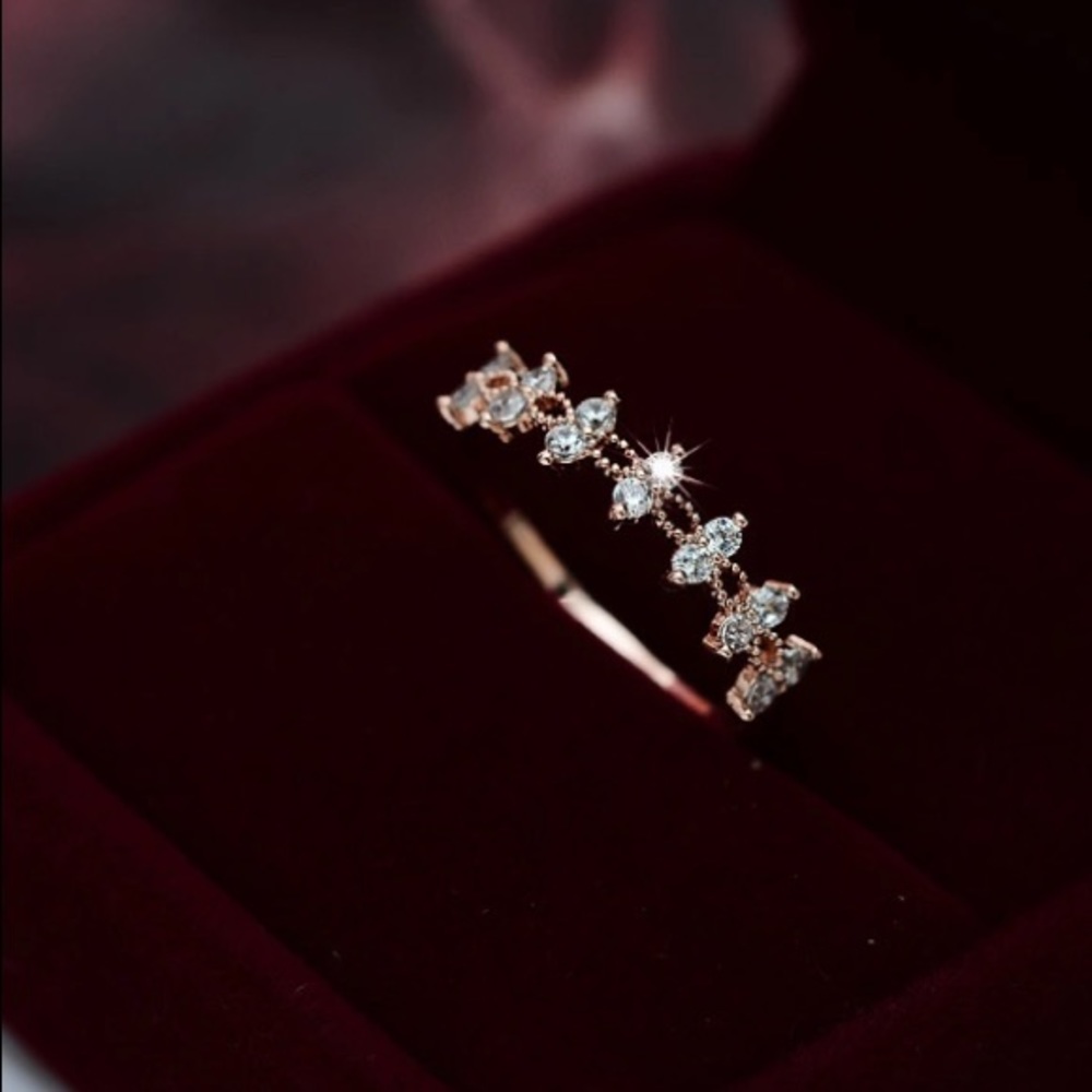 NEW Rose Gold Double Round Brilliant Cut Band - Picture 3 of 4